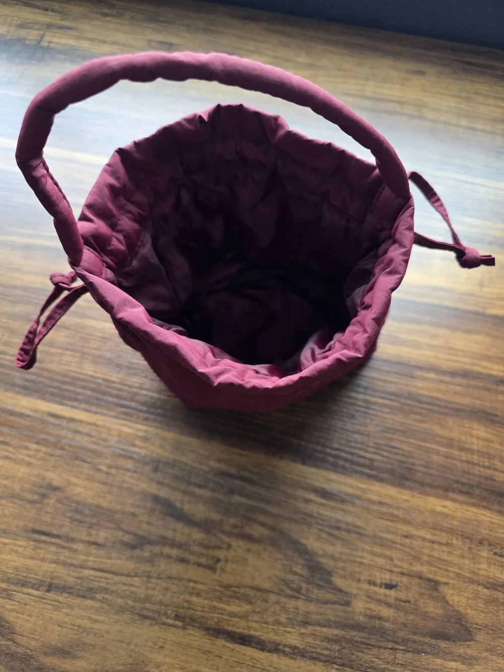 Fenty Beauty Makeup Drawstring Handbag — Burgundy